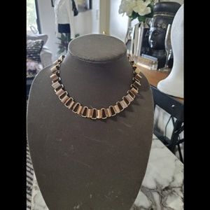 Square link necklace